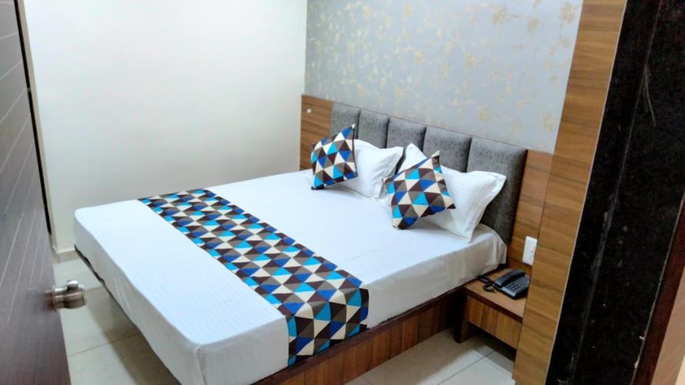 Hotel Atlanta Ahmedabad Extérieur photo
