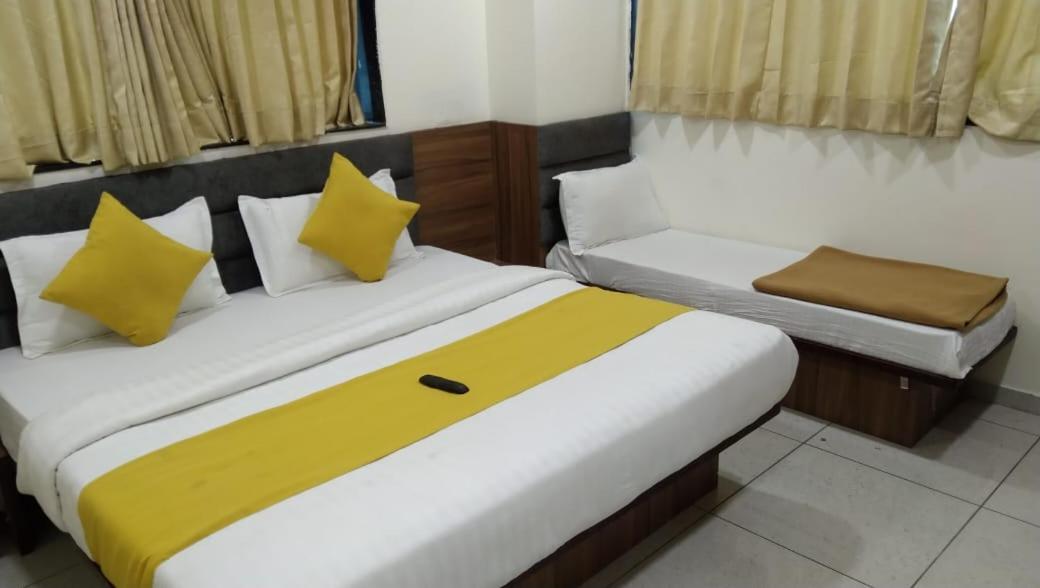 Hotel Atlanta Ahmedabad Extérieur photo